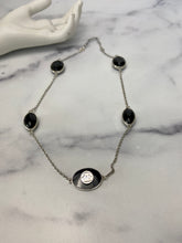 Load image into Gallery viewer, Silver choker
